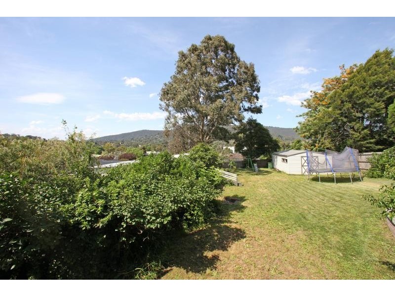 21 Nathan Street, Ferntree Gully VIC 3156