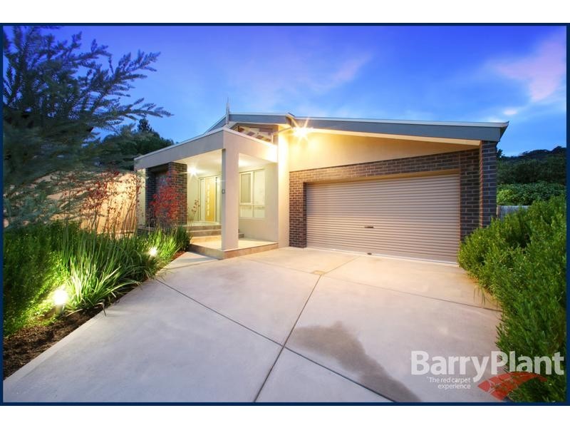 31 Rollings Road, Upper Ferntree Gully VIC 3156