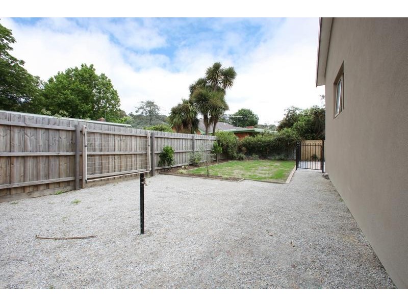31 Rollings Road, Upper Ferntree Gully VIC 3156