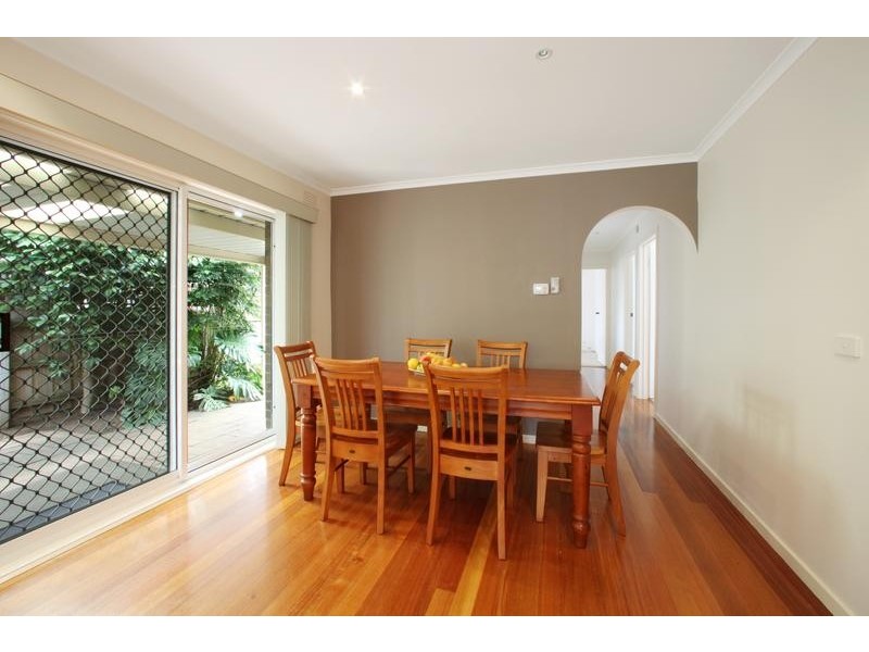 18 Sandgate Boulevard, Ferntree Gully VIC 3156