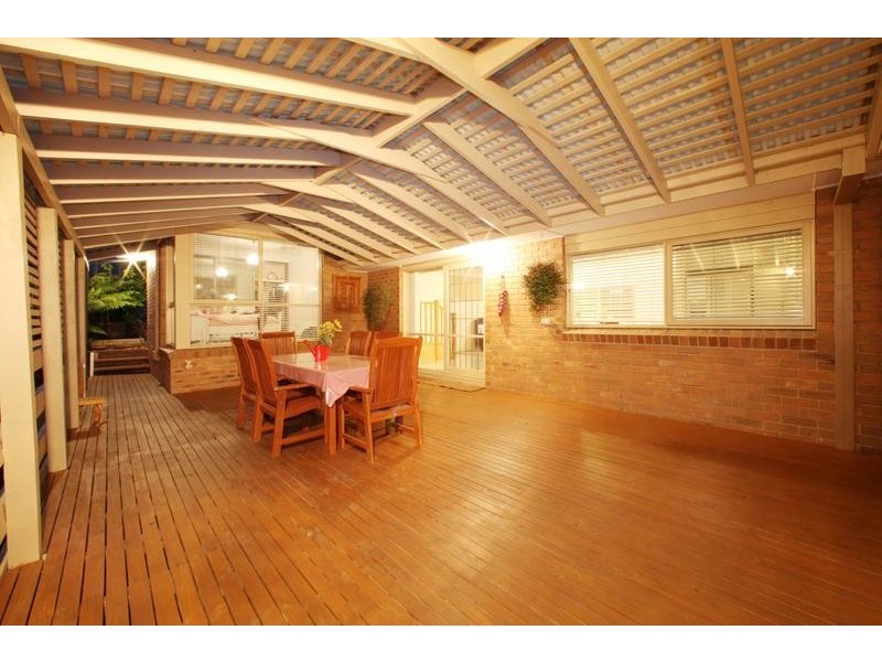 16 Leon Court, Ferntree Gully VIC 3156