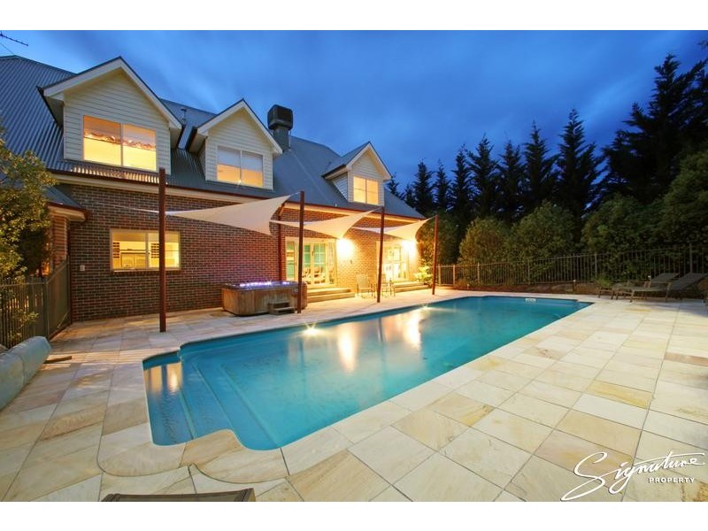 6 Gladesville Close, Lysterfield South VIC 3156