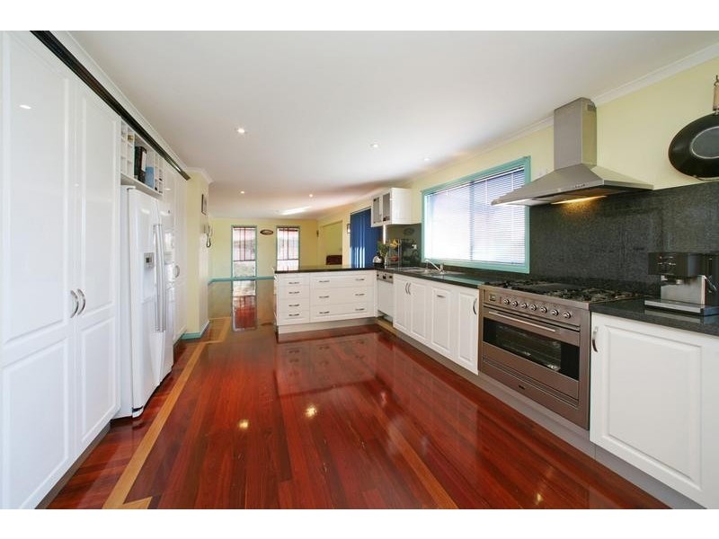 11 Hume Drive, Lysterfield VIC 3156