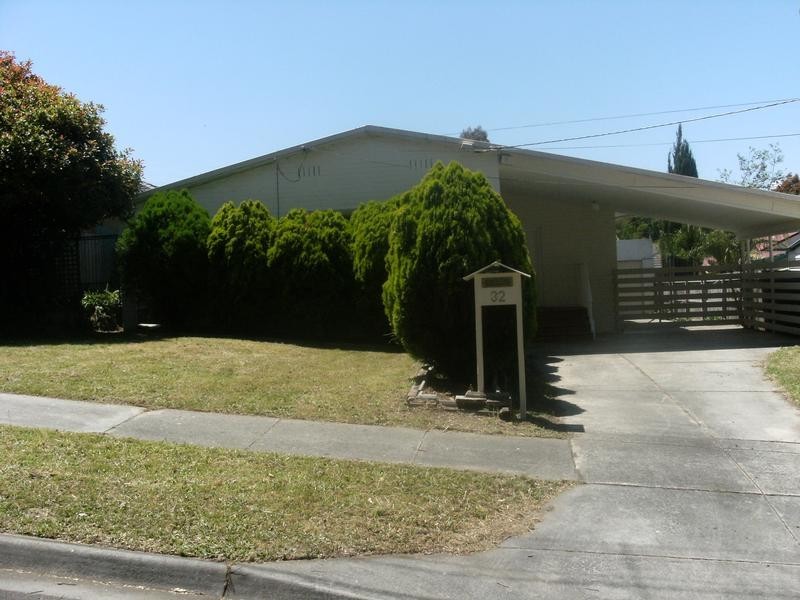 32 Bareena Avenue, Rowville VIC 3178