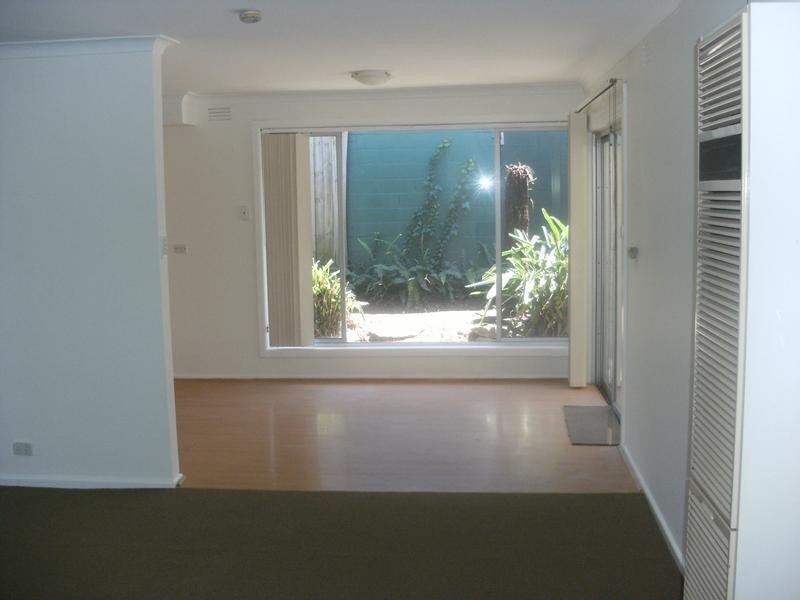 32 Bareena Avenue, Rowville VIC 3178