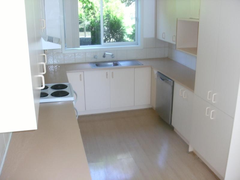 32 Bareena Avenue, Rowville VIC 3178