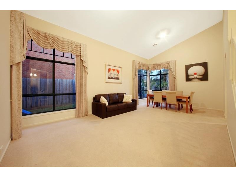 15 Fairway Drive, Rowville VIC 3178