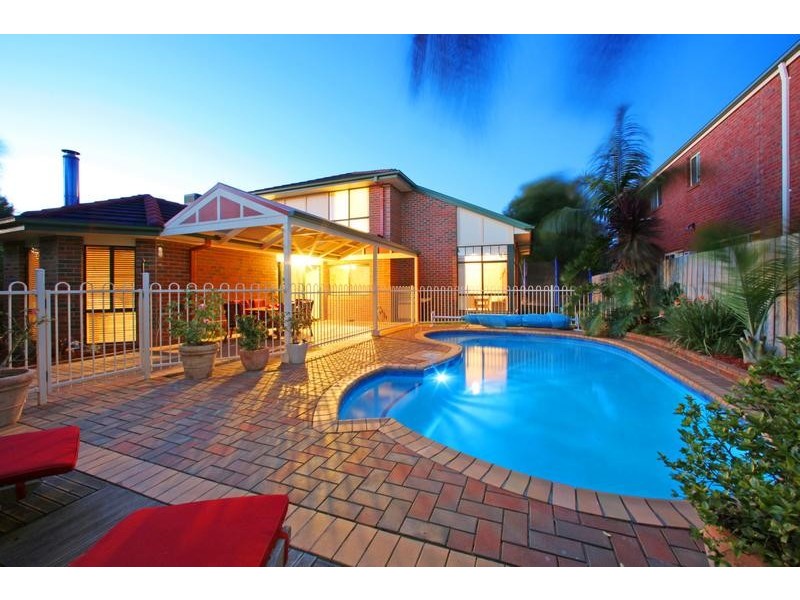 15 Fairway Drive, Rowville VIC 3178