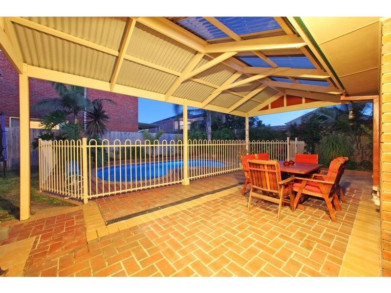 15 Fairway Drive, Rowville VIC 3178