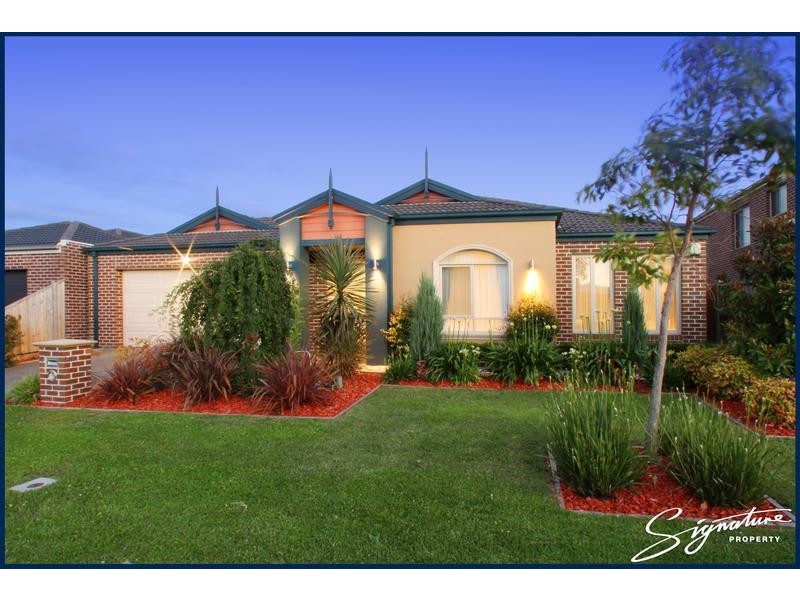 4 Platypus Court, Rowville VIC 3178
