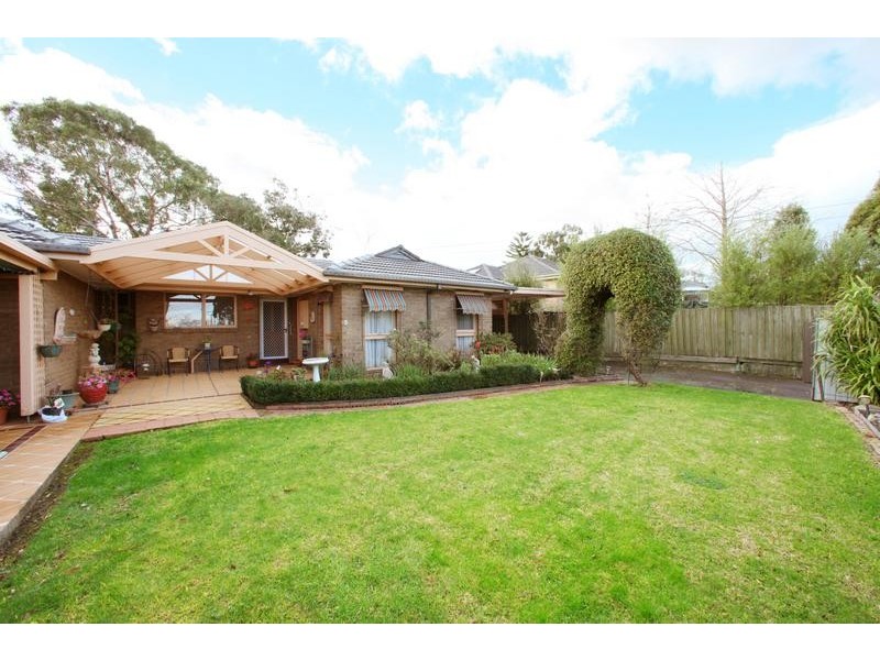 1 Russell Crescent, Boronia VIC 3155