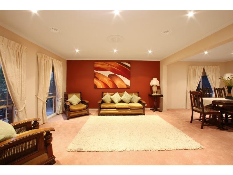 12 Ian Court, Rowville VIC 3178