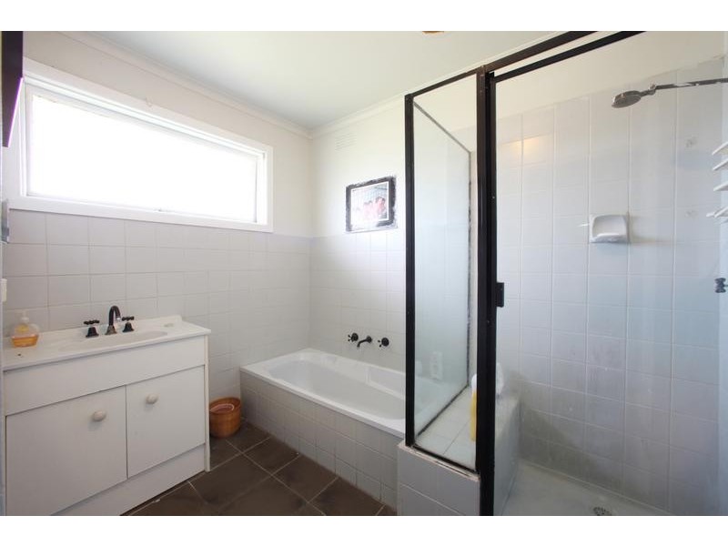 34 Stamford Crescent, Rowville VIC 3178