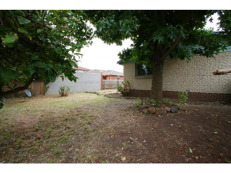 25 Sheppard Drive, Scoresby VIC 3179