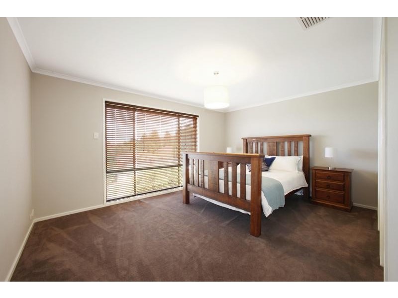 68 Allora Avenue, Ferntree Gully VIC 3156