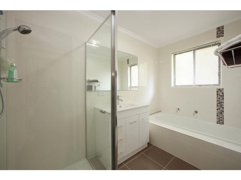 68 Allora Avenue, Ferntree Gully VIC 3156