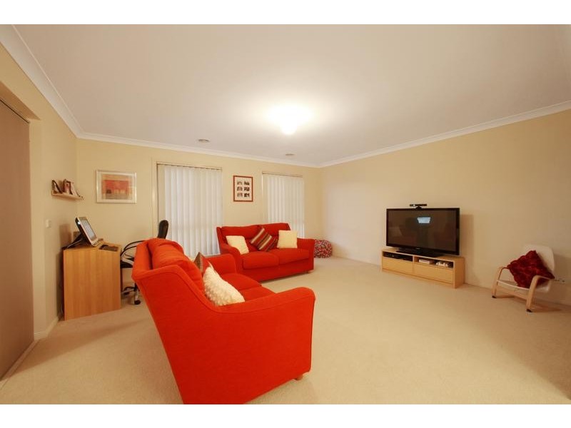 15 Jubilee Drive, Rowville VIC 3178