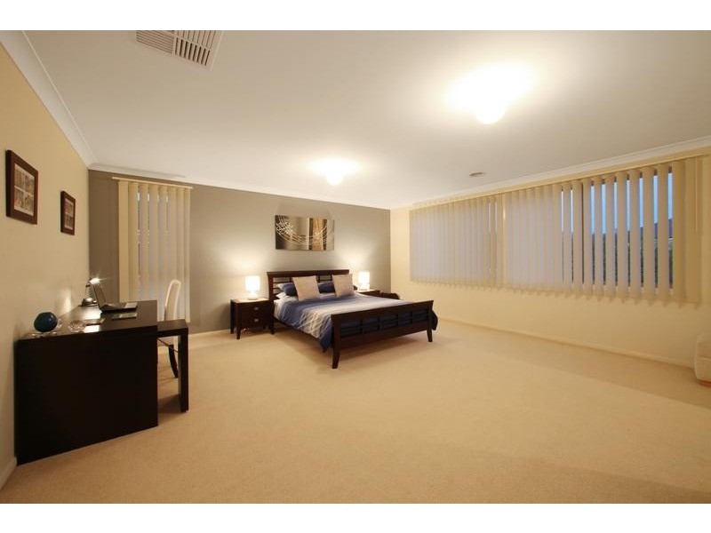 15 Jubilee Drive, Rowville VIC 3178