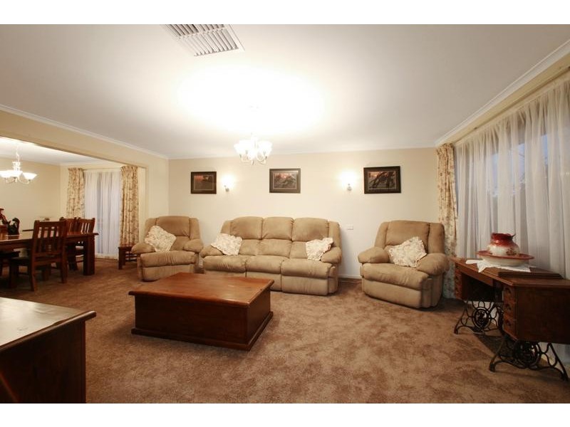 3 Auriol Court, Ferntree Gully VIC 3156