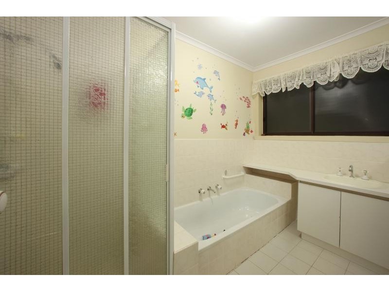 3 Auriol Court, Ferntree Gully VIC 3156