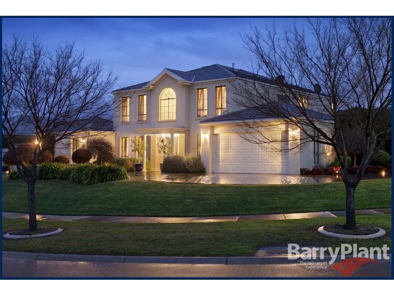 22 Claremont Way, Lysterfield VIC 3156