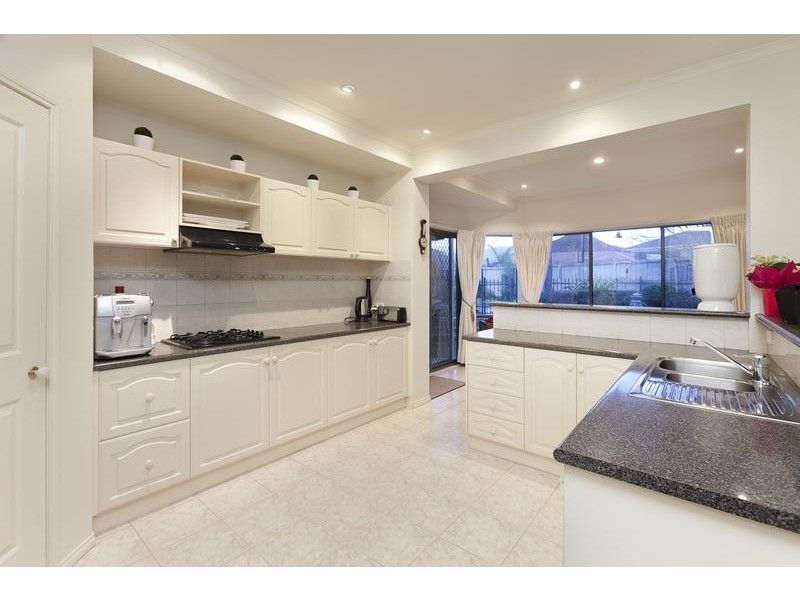 22 Claremont Way, Lysterfield VIC 3156