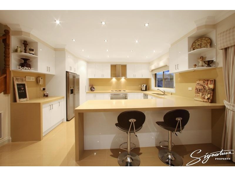 19 Windsor Drive, Lysterfield VIC 3156