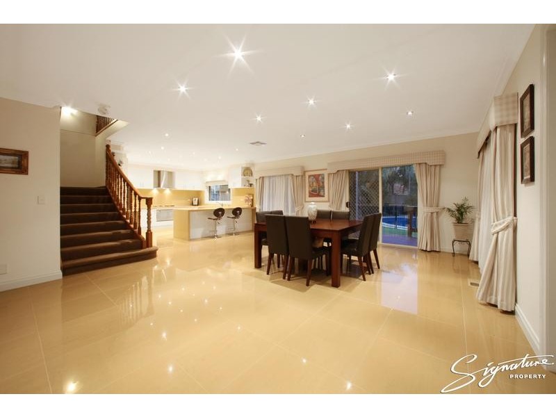 19 Windsor Drive, Lysterfield VIC 3156