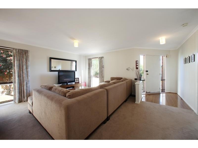 2 Anthony Drive, Lysterfield VIC 3156