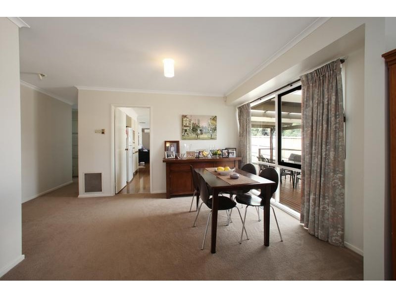 2 Anthony Drive, Lysterfield VIC 3156