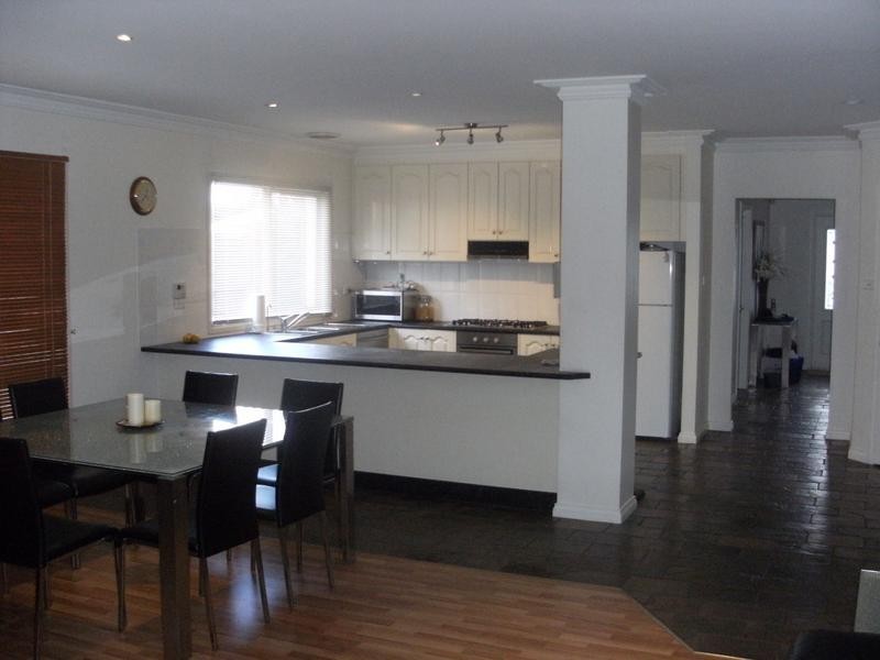 4 Filmer Court, Rowville VIC 3178