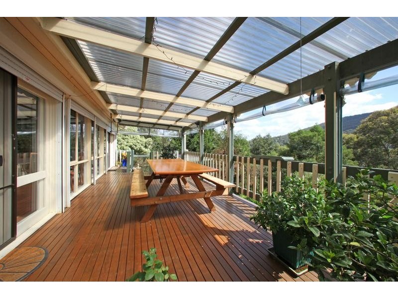 24 Grandview Crescent, Upper Ferntree Gully VIC 3156