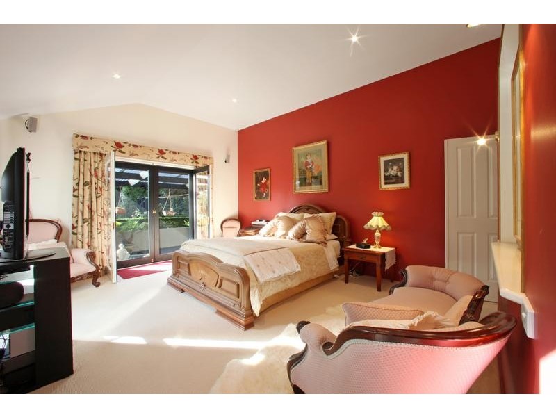 70 Burke Road, Ferntree Gully VIC 3156