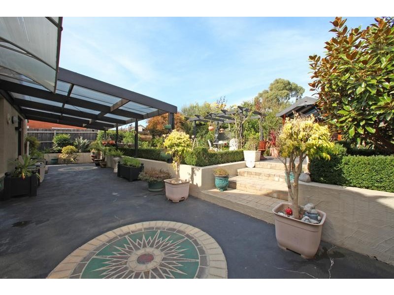 70 Burke Road, Ferntree Gully VIC 3156