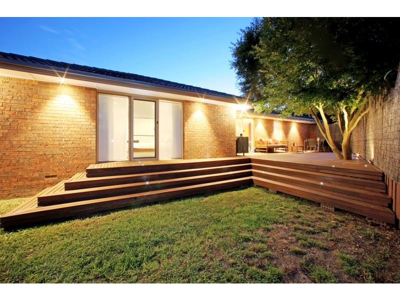 8 Lovell Close, Rowville VIC 3178