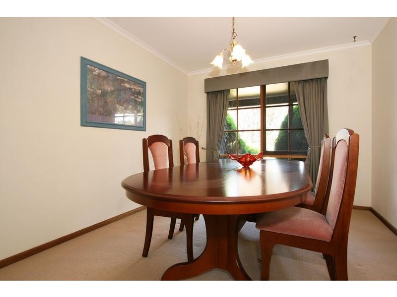 6 Major Crescent, Lysterfield VIC 3156