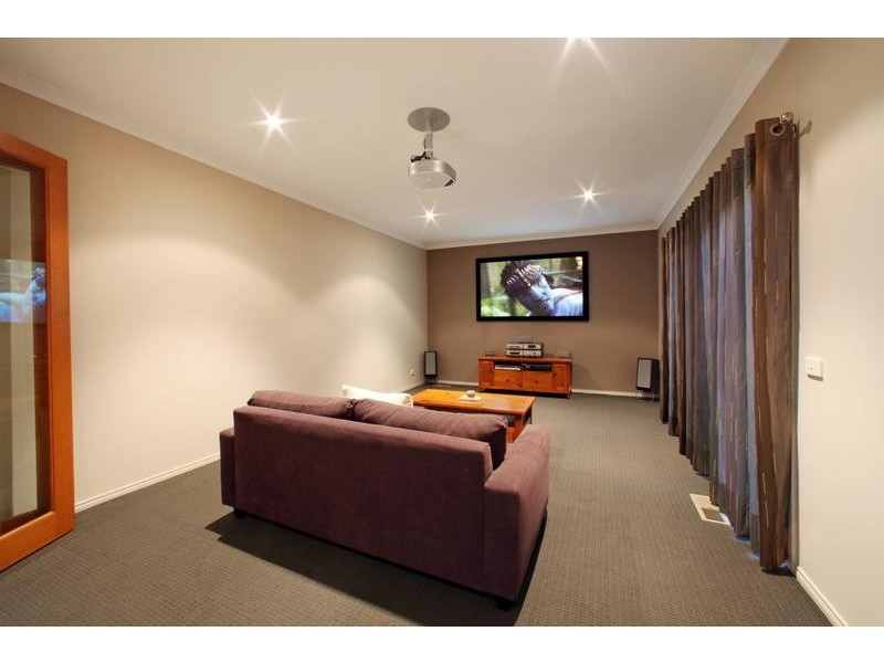 9 Redwood Court, Lysterfield VIC 3156