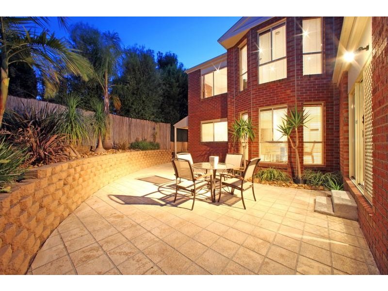 9 Redwood Court, Lysterfield VIC 3156