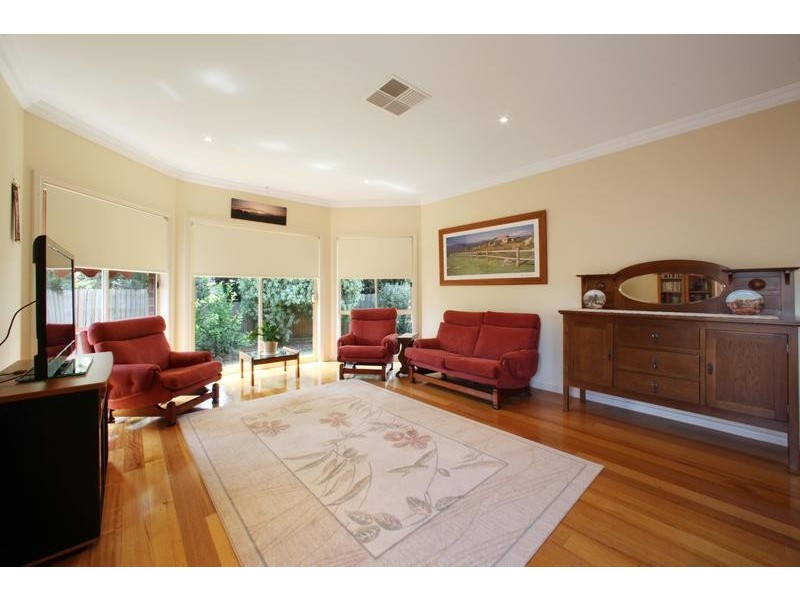 2/5 Elizabeth Court, Rowville VIC 3178