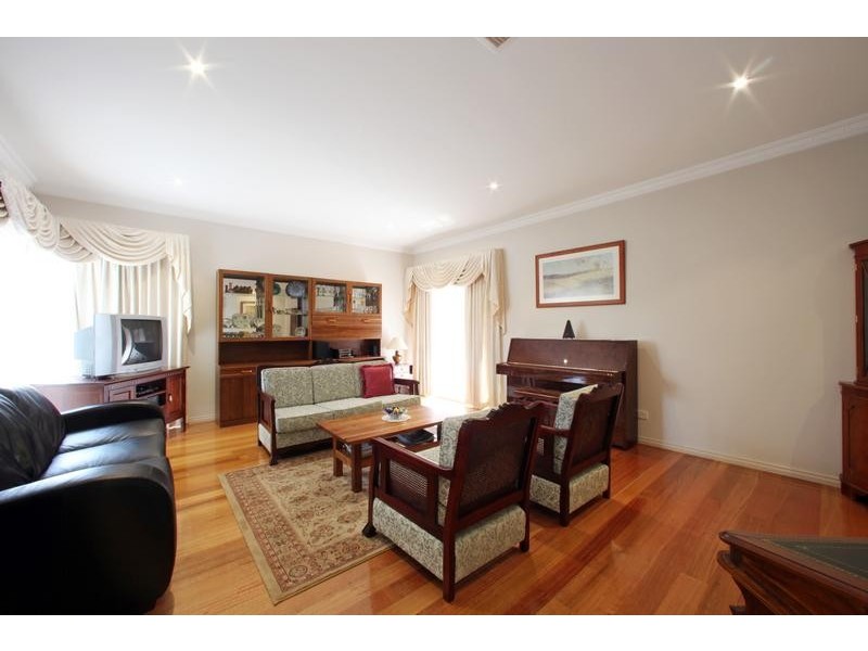 2/5 Elizabeth Court, Rowville VIC 3178