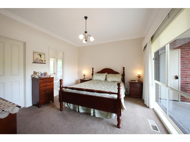 2/5 Elizabeth Court, Rowville VIC 3178