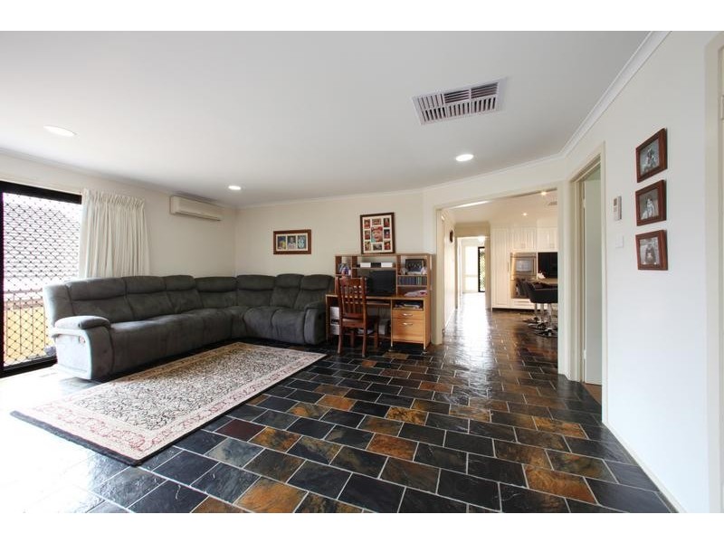 3 Auriol Court, Ferntree Gully VIC 3156