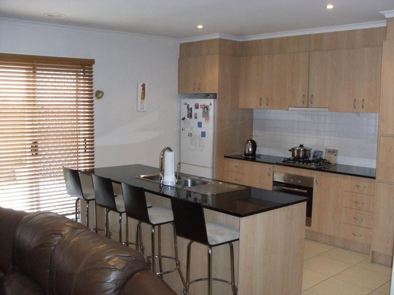 119 Sovereign Manors Crescent, Rowville VIC 3178