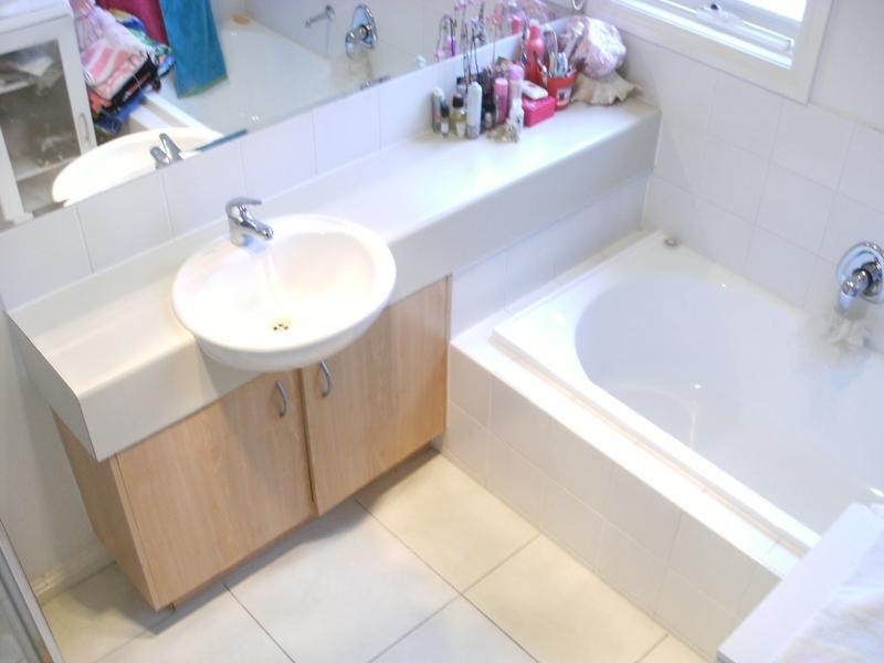 119 Sovereign Manors Crescent, Rowville VIC 3178