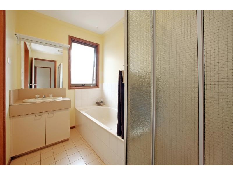 39 Trefoil Street, Ferntree Gully VIC 3156