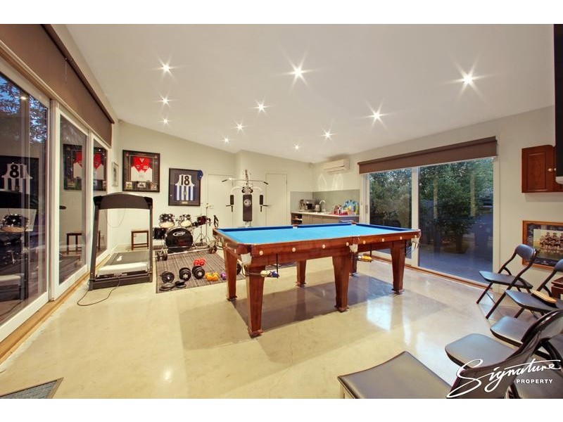 12 Rupicola Court, Rowville VIC 3178