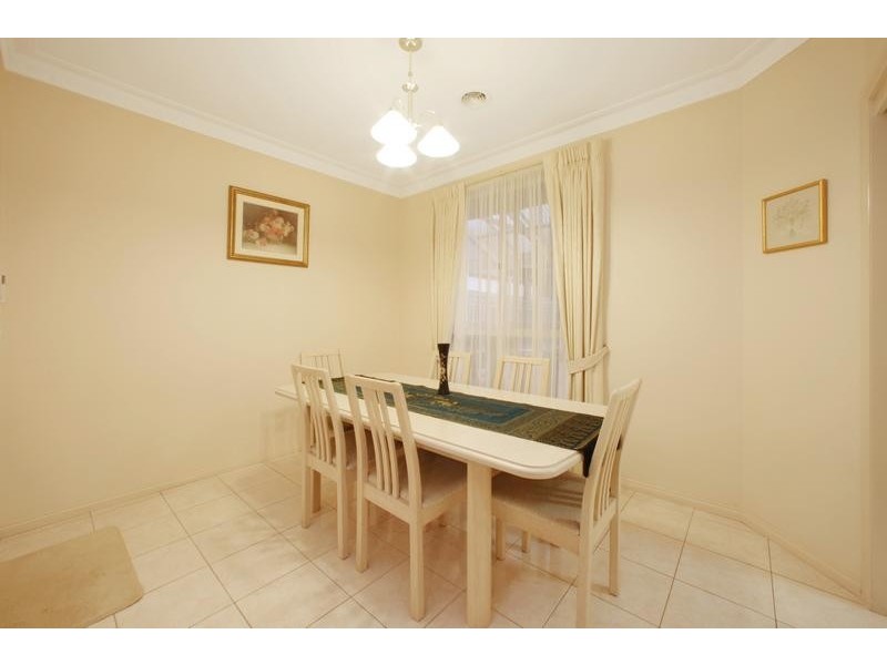 9 Lexington Close, Rowville VIC 3178