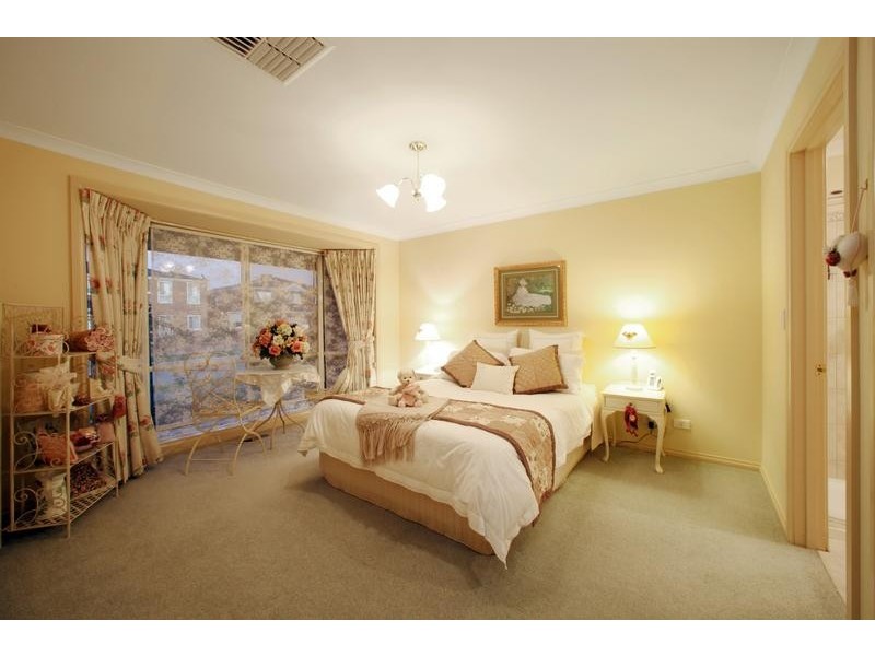 50 Fairway Drive, Rowville VIC 3178