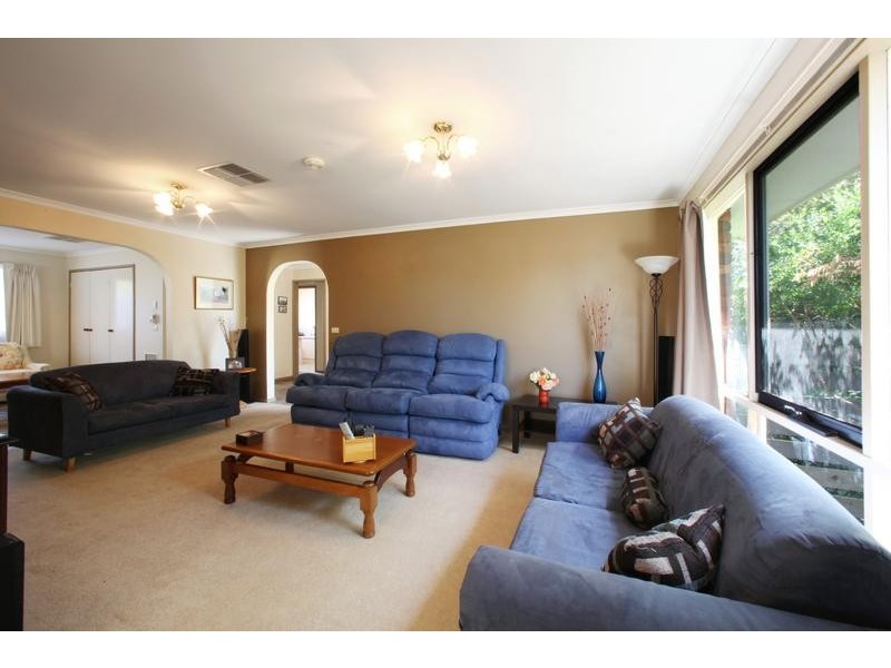 67 Bridgewater Way, Rowville VIC 3178