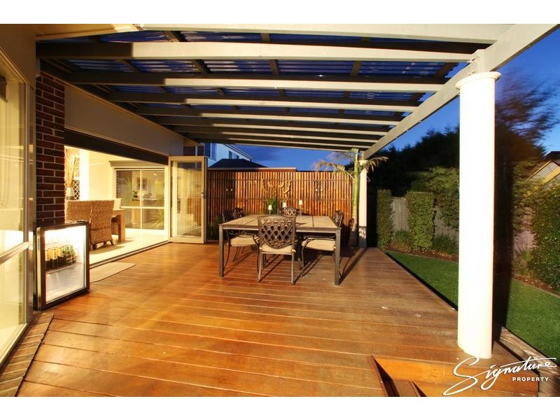 15 Lexington Close, Rowville VIC 3178